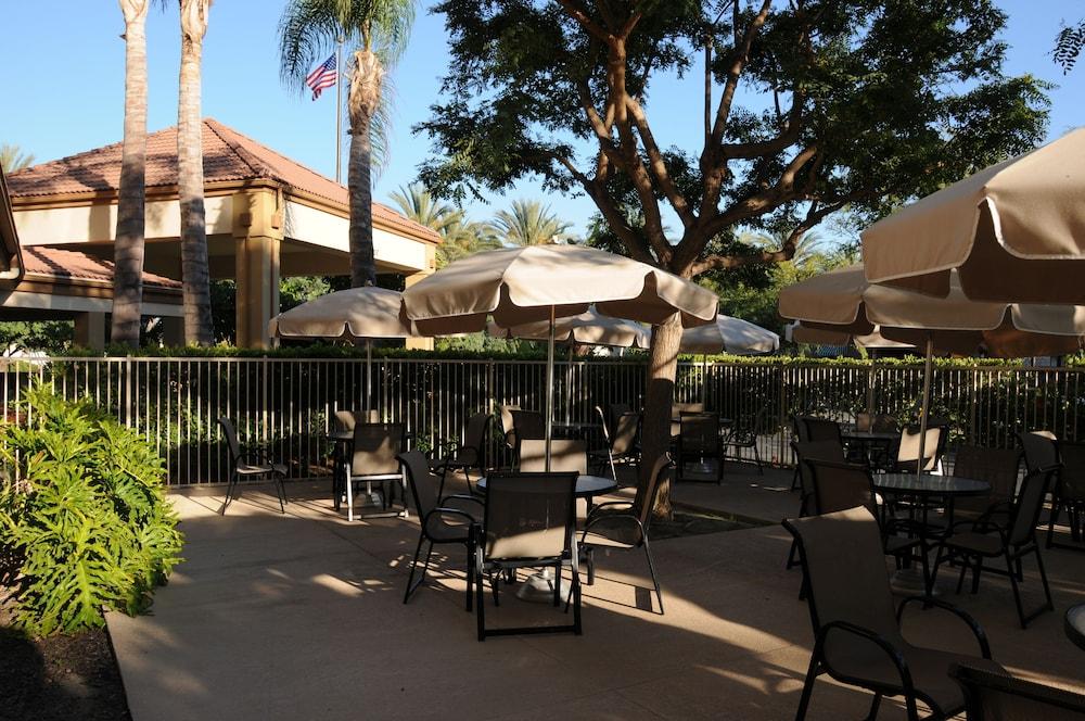 Hampton Inn & Suites Anaheim Garden Grove Bagian luar foto