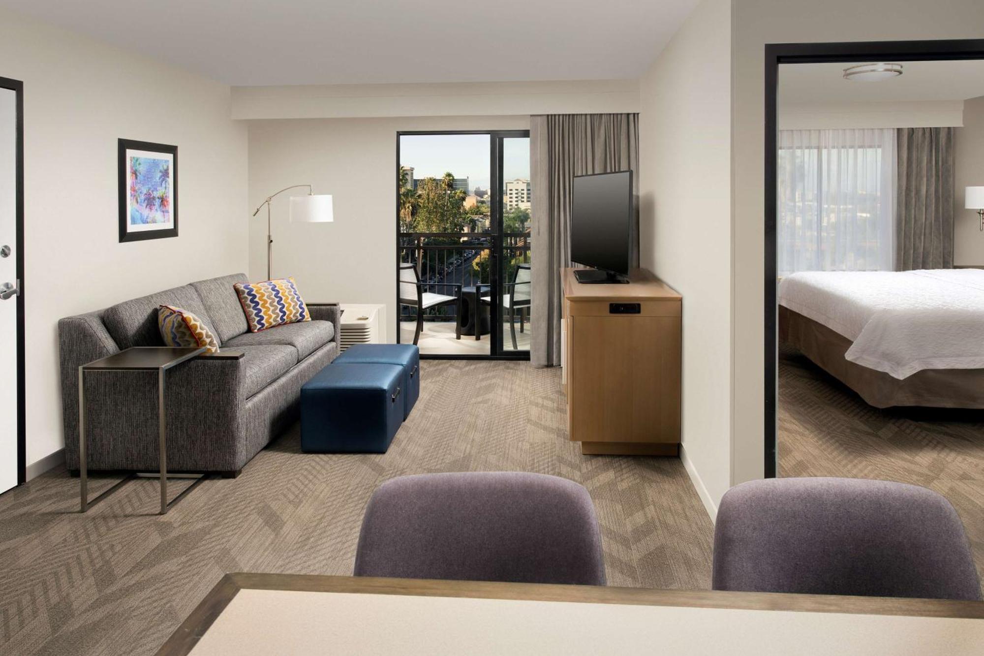Hampton Inn & Suites Anaheim Garden Grove Bagian luar foto