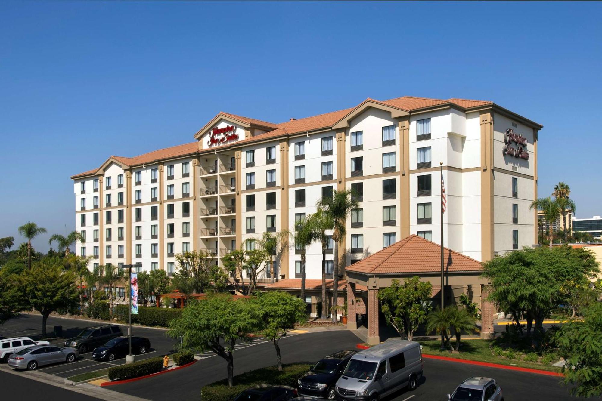 Hampton Inn & Suites Anaheim Garden Grove Bagian luar foto