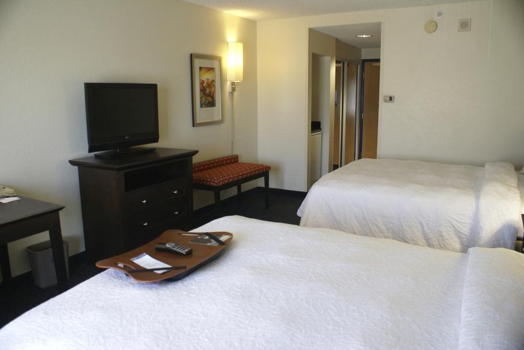 Hampton Inn & Suites Anaheim Garden Grove Bagian luar foto